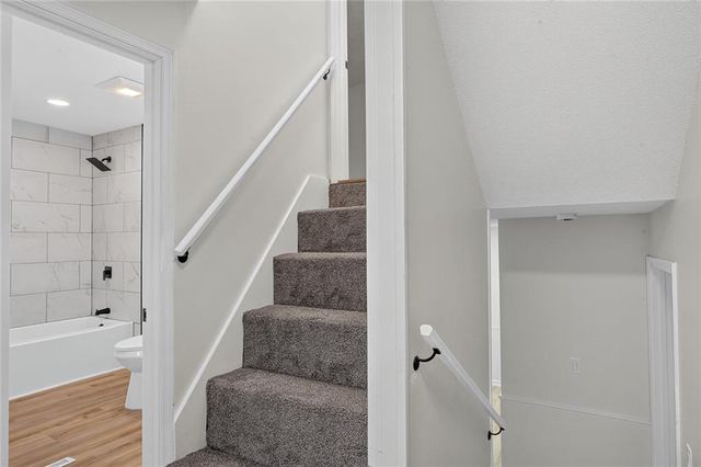 10805 E 65th Street, Raytown, MO 64133