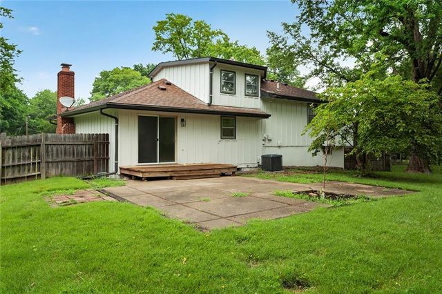 10805 E 65th Street, Raytown, MO 64133