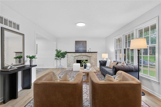 10805 E 65th Street, Raytown, MO 64133