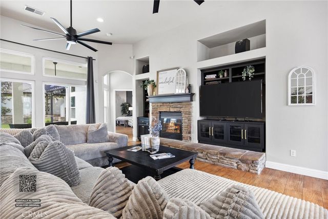 11605 Yarborough, Bakersfield, CA 93312