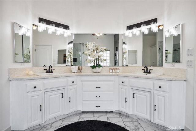 11605 Yarborough, Bakersfield, CA 93312