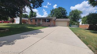 46075 Hecker Drive, Utica, MI 48317
