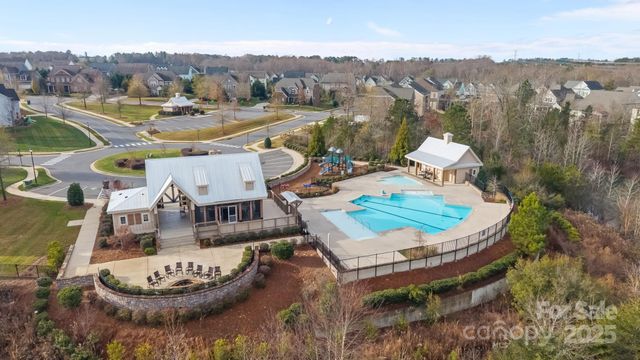 366 Hampton Trail Drive, Fort Mill, SC 29708