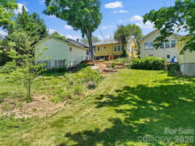 111 Norwood Avenue, Asheville, NC 28804