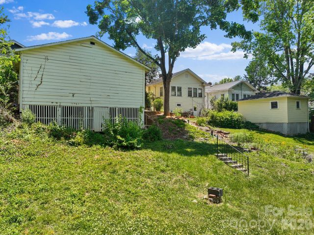 111 Norwood Avenue, Asheville, NC 28804