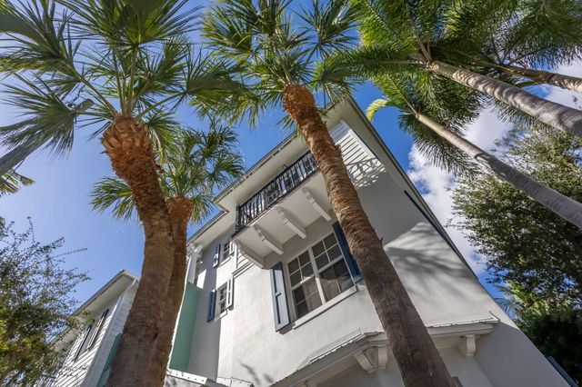 349 E Mallory Circle, Delray Beach, FL 33483