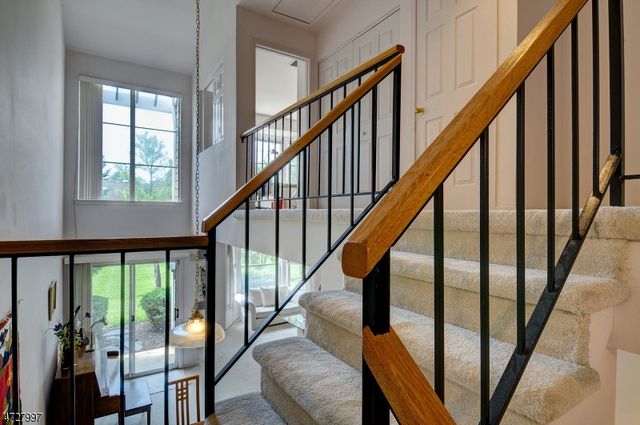 152 Bonney Ct, Bridgewater Twp., NJ 08807