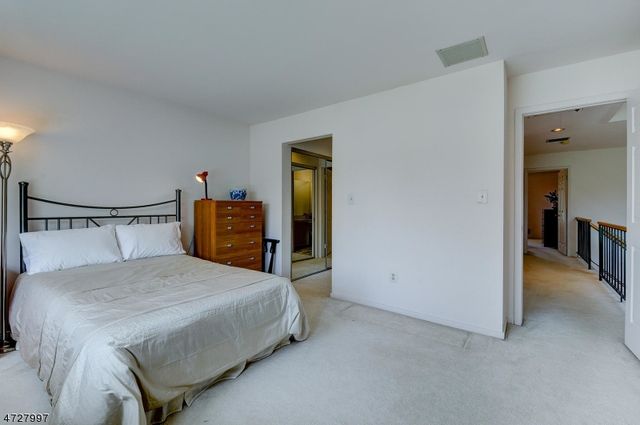 152 Bonney Ct, Bridgewater Twp., NJ 08807
