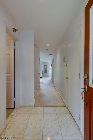 152 Bonney Ct, Bridgewater Twp., NJ 08807