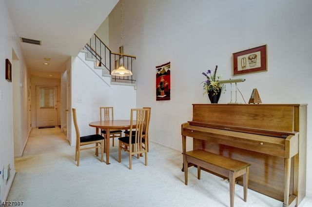 152 Bonney Ct, Bridgewater Twp., NJ 08807