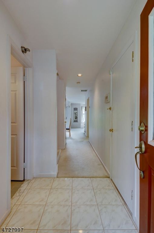 152 Bonney Ct, Bridgewater Twp., NJ 08807 — photo 3