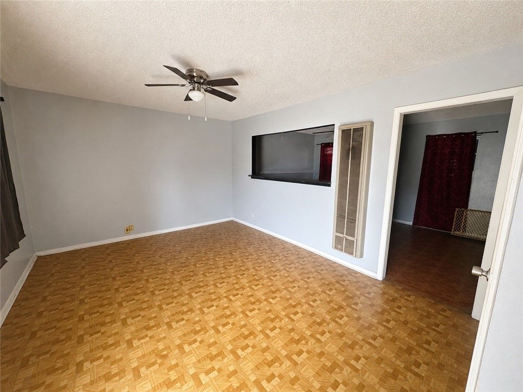 4826 Prescott St, Corpus Christi, TX 78416 — photo 2