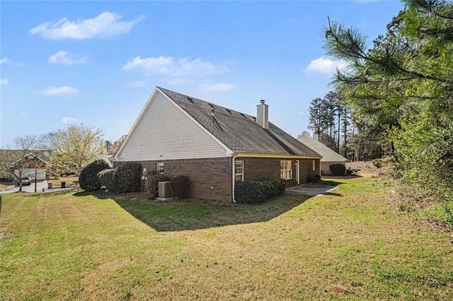 4104 Roslindale Lane, Buford, GA 30519