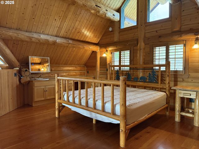 507 ELROD Ave, Maupin, OR 97037