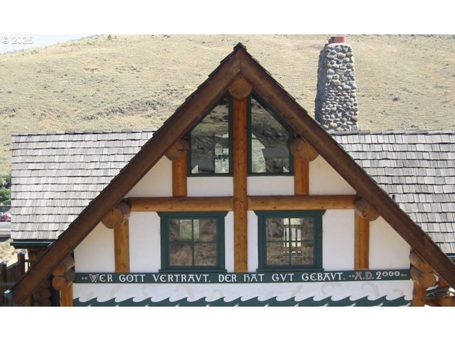 507 ELROD Ave, Maupin, OR 97037