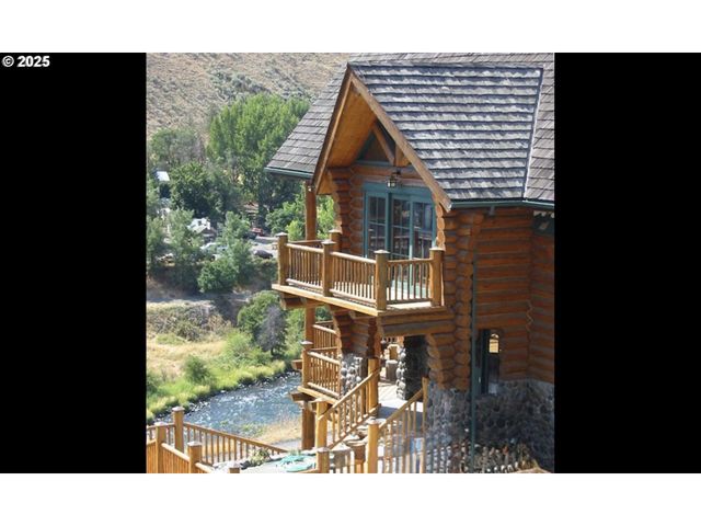 507 ELROD Ave, Maupin, OR 97037