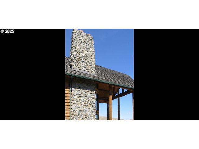 507 ELROD Ave, Maupin, OR 97037