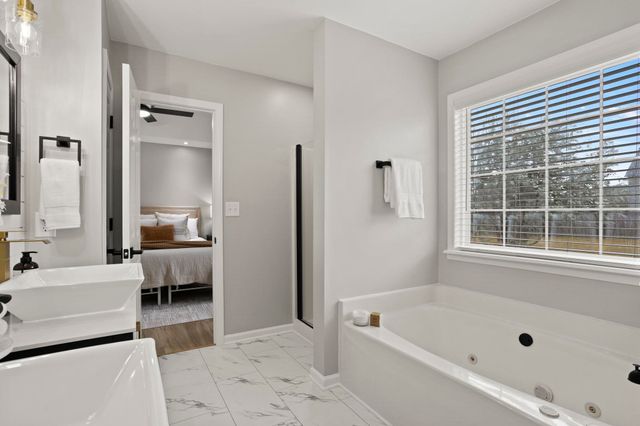 6 IDLE Lane, Fountain Inn, SC 29644