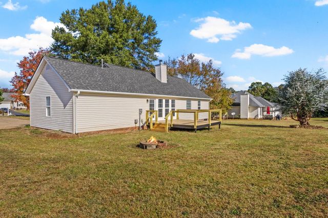6 IDLE Lane, Fountain Inn, SC 29644
