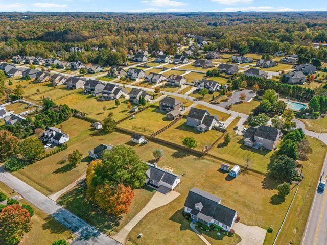 6 IDLE Lane, Fountain Inn, SC 29644