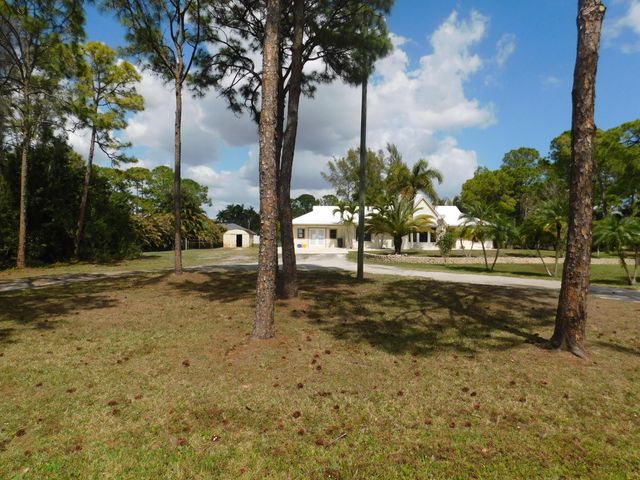 11065 N 67th Place N, West Palm Beach, FL 33412