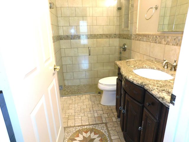 11065 N 67th Place N, West Palm Beach, FL 33412