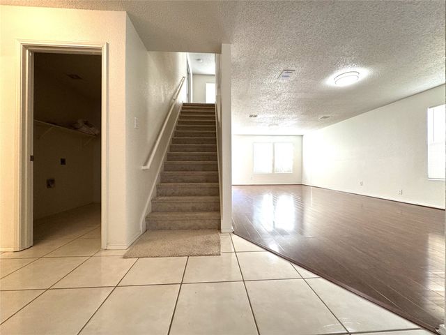 8737 Garden Springs Drive, Fort Worth, TX 76123