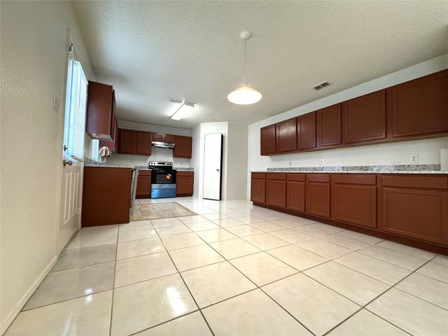 8737 Garden Springs Drive, Fort Worth, TX 76123