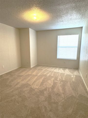 8737 Garden Springs Drive, Fort Worth, TX 76123
