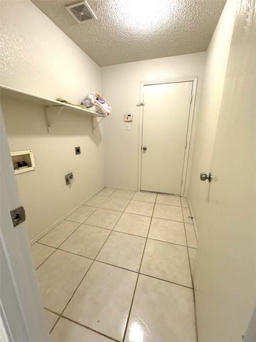 8737 Garden Springs Drive, Fort Worth, TX 76123