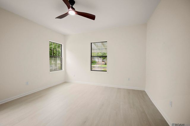 4545 Orchid St, Baton Rouge, LA 70808