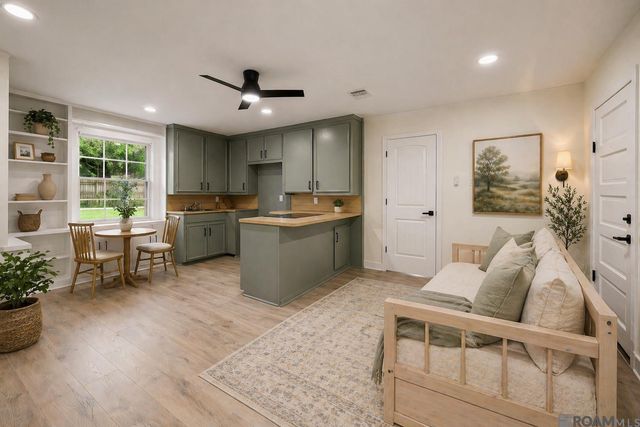 4545 Orchid St, Baton Rouge, LA 70808