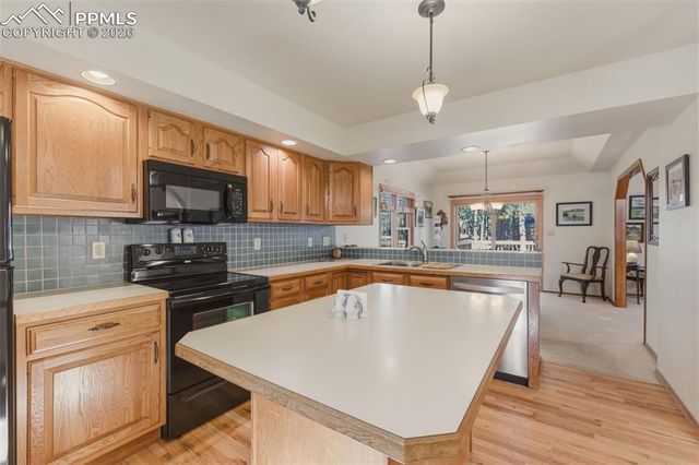 460 St Moritz Way, Monument, CO 80132