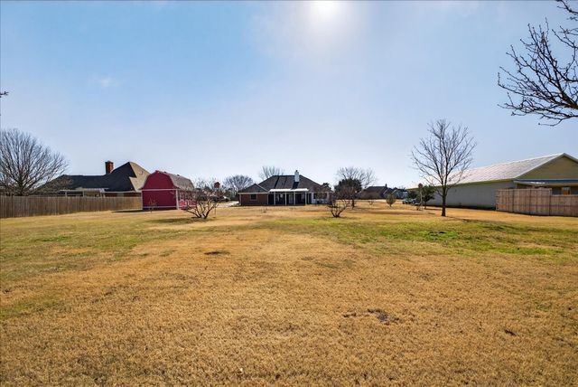 10353 Richard Circle, Forney, TX 75126