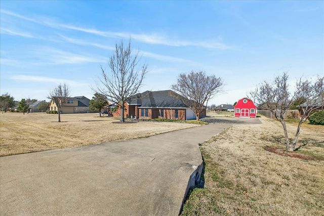 10353 Richard Circle, Forney, TX 75126