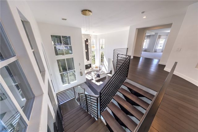 9040 Thornbury Lane, Las Vegas, NV 89134