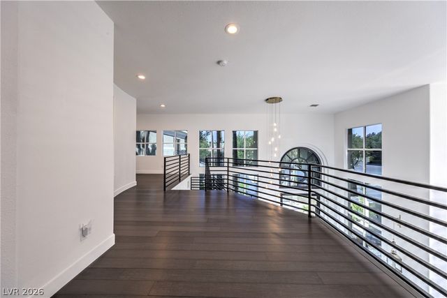 9040 Thornbury Lane, Las Vegas, NV 89134