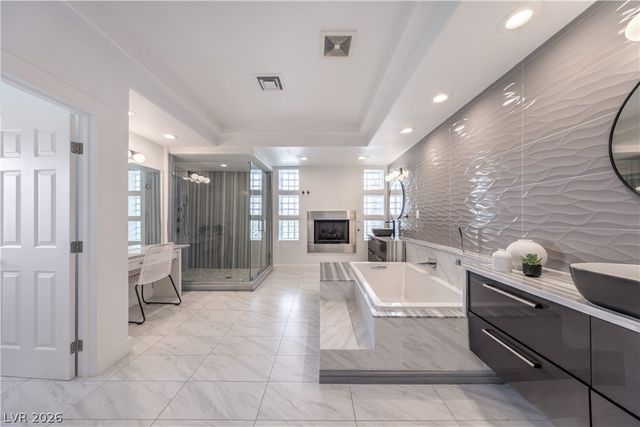 9040 Thornbury Lane, Las Vegas, NV 89134