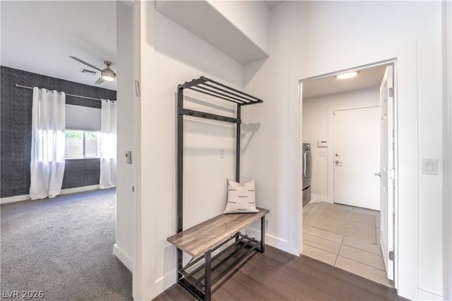 9040 Thornbury Lane, Las Vegas, NV 89134