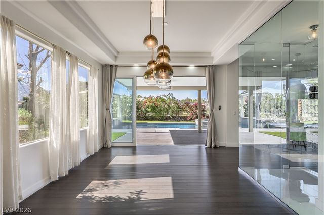 9040 Thornbury Lane, Las Vegas, NV 89134