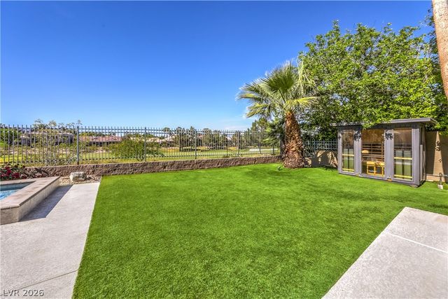 9040 Thornbury Lane, Las Vegas, NV 89134