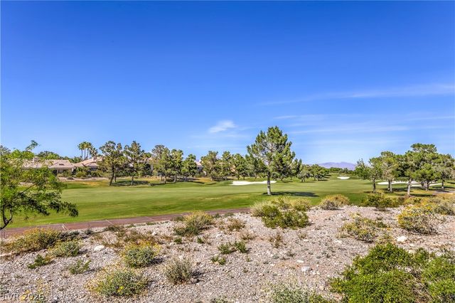 9040 Thornbury Lane, Las Vegas, NV 89134