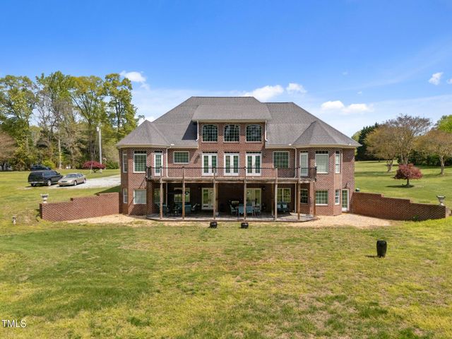 1174 Robertson Road, Roxboro, NC 27574