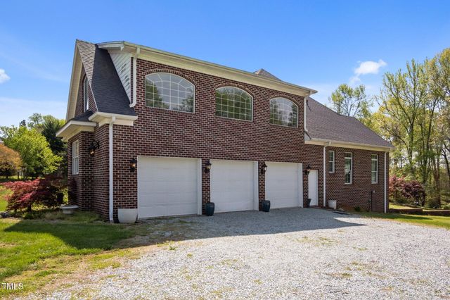 1174 Robertson Road, Roxboro, NC 27574