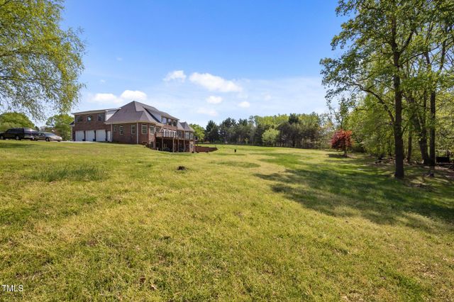 1174 Robertson Road, Roxboro, NC 27574