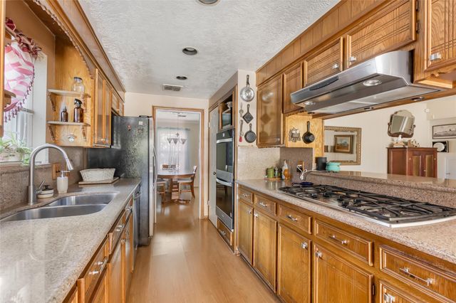 14510 Foxford Way, Houston, TX 77015