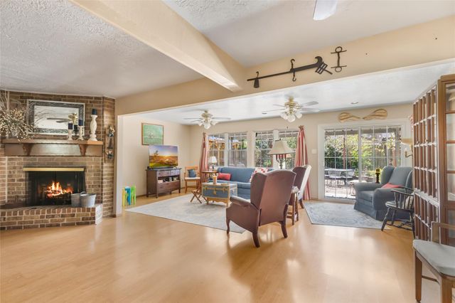 14510 Foxford Way, Houston, TX 77015