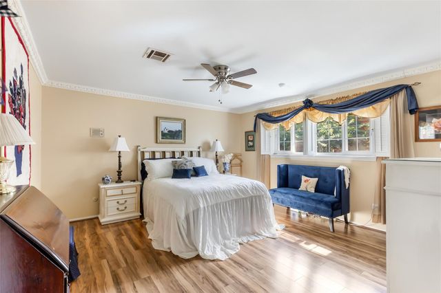 14510 Foxford Way, Houston, TX 77015