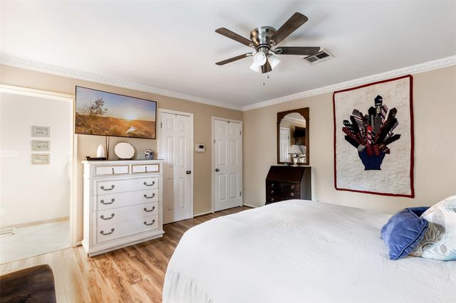 14510 Foxford Way, Houston, TX 77015