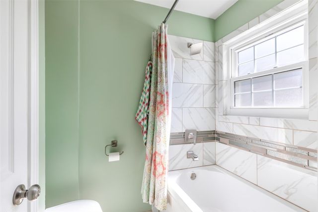 14510 Foxford Way, Houston, TX 77015